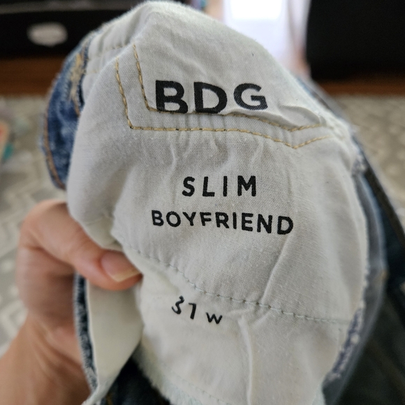 BDG SLIM BOYFRIEND SHORT **Custom One of a Kind Accents Added Size 30W - Picture 5 of 9